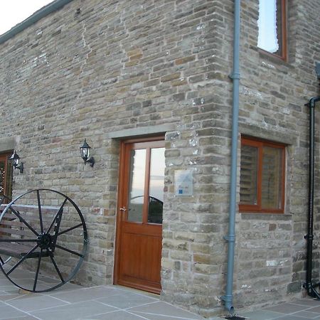 Common Barn Farm B & B Macclesfield Exterior photo