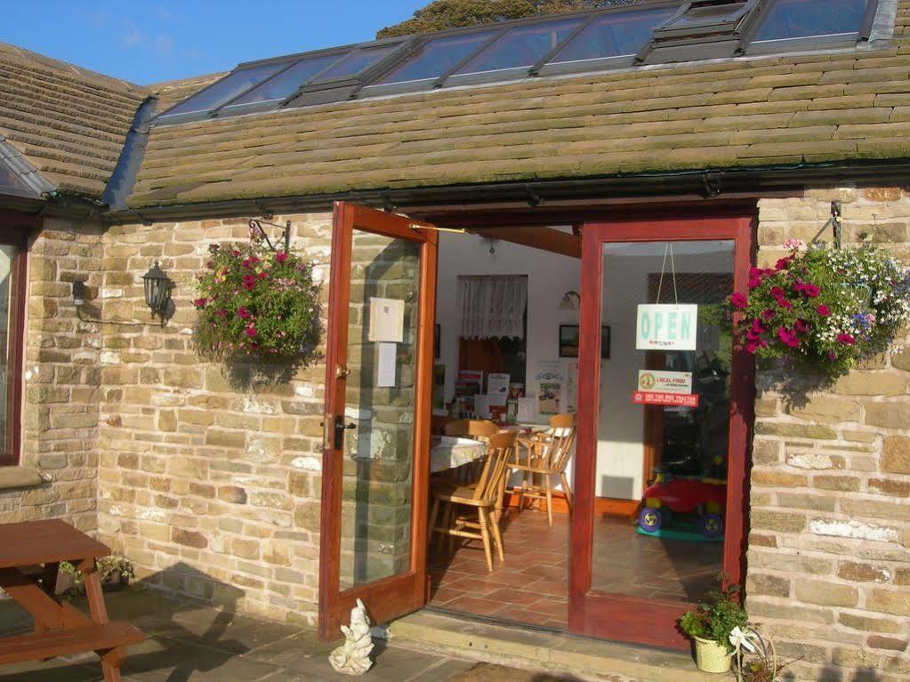Common Barn Farm B & B Macclesfield Exterior photo